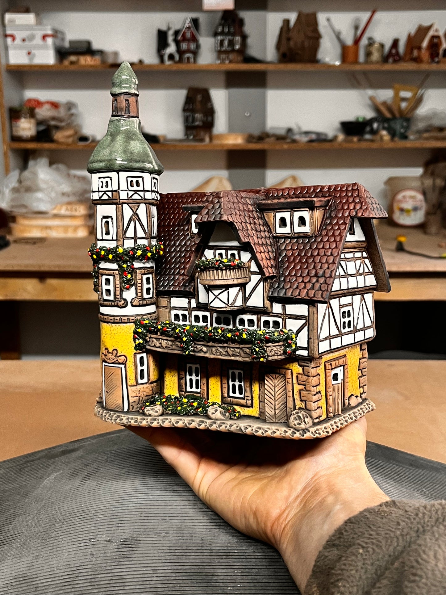 A61 - Candle holder, Aroma Oil Diffuser