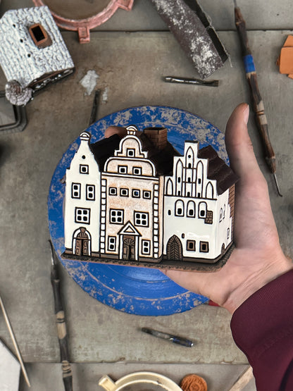 White gabled Townhouses - Ceramic Aroma Oil Burner and Tea Light Holder (A51)