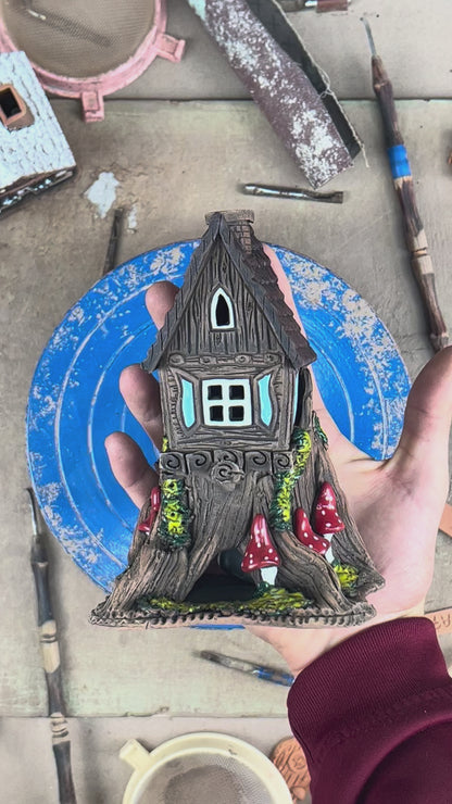 Fairytale Ceramic Aroma Oil Burner and Tea Light Holder (A10)
